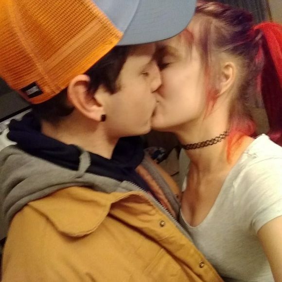 Meet your Posher, Megan - Picture 1 of 1